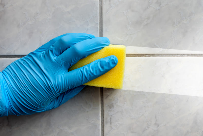 4 maneiras de usar esponjas na limpeza